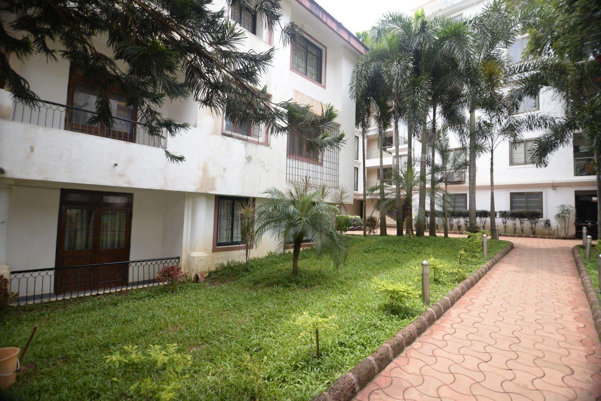 Hotel Sunkissed Plaza Calangute Exterior foto